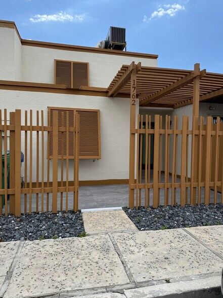 Building Photo - 1762 SW 131st Place Cir S