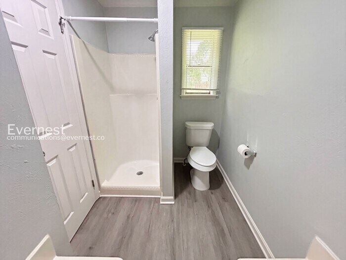 Building Photo - 1174 Alemeda Dr