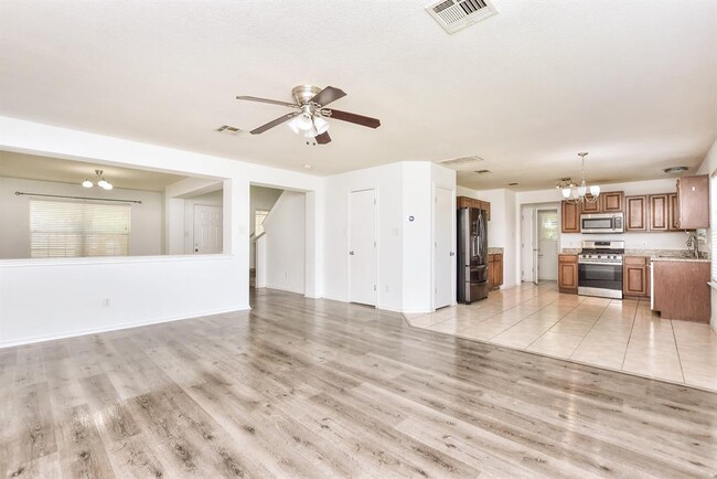Building Photo - 233 Brandons Way