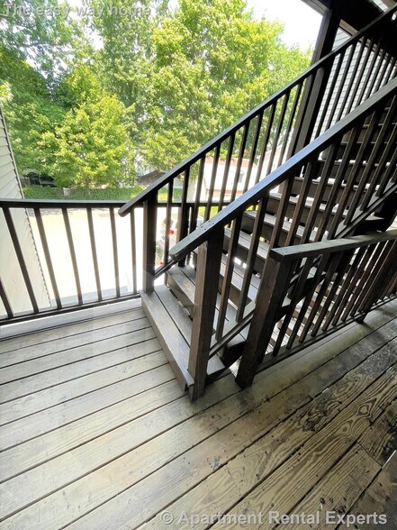 Building Photo - 38 Linden Ave