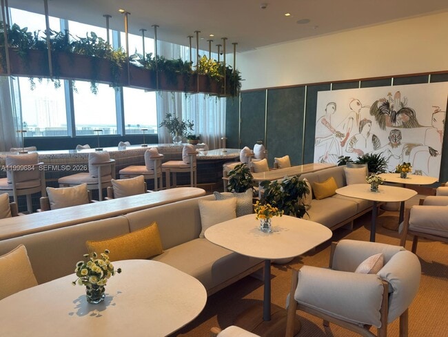 Building Photo - 77 SE 5th St