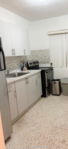 Primary Photo - 1322 NW 29th Ter