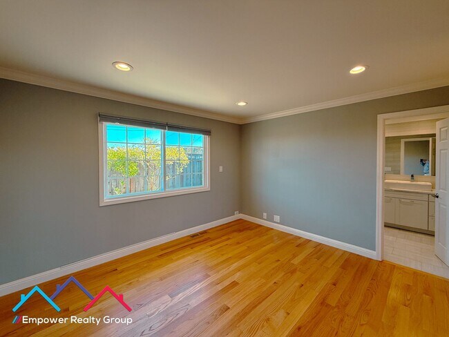 Building Photo - 3 bed 2 bath Single Family Home is Desired Millbrae Neighborhood
