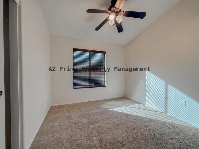 Building Photo - 2150 W Alameda Rd