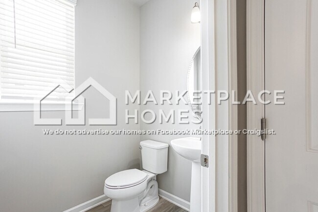 Building Photo - 222 Arnewood Cir