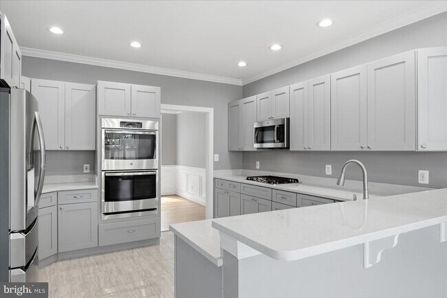 Building Photo - 104 Bramble Ct
