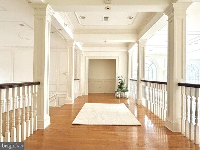 Building Photo - 1289 Ballantrae Farm Dr