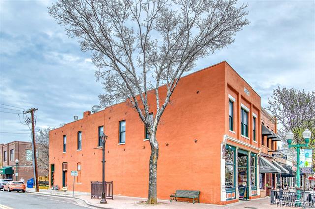 Building Photo - 5630 Webster St