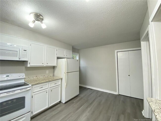 Building Photo - 314 Watergap Dr