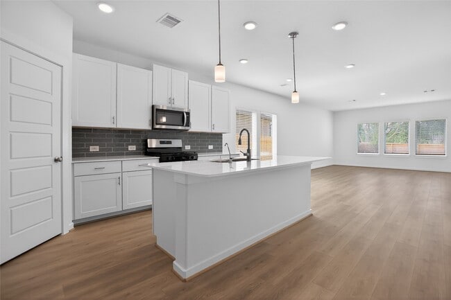 Building Photo - 422 Gram Hl Dr