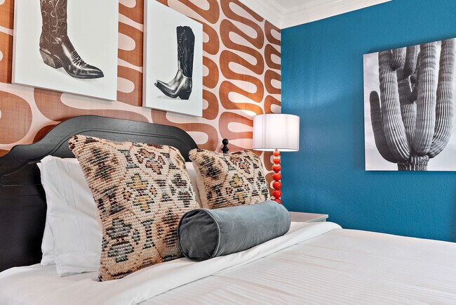 Building Photo - 12201 N 58th Way