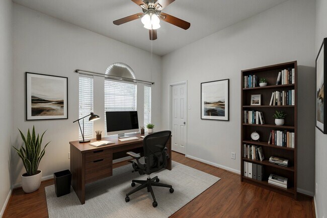Building Photo - 21331 Timber Pines Dr