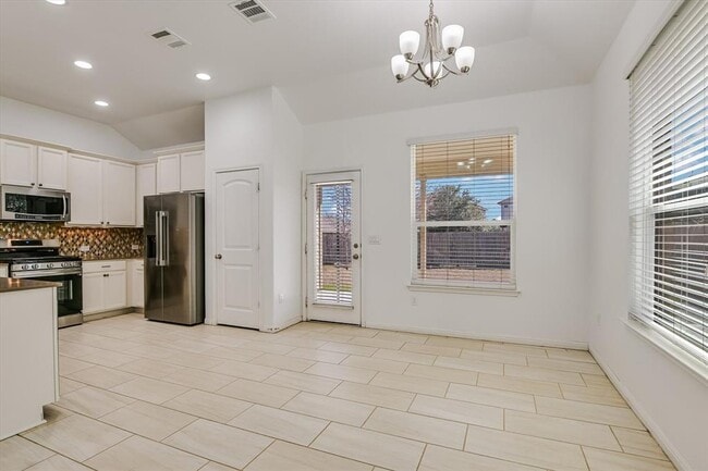 Building Photo - 14209 Marathon Rd