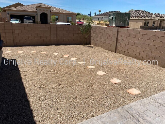 Building Photo - Newer 4 BR Home in Sahuarita for Rent **MO...