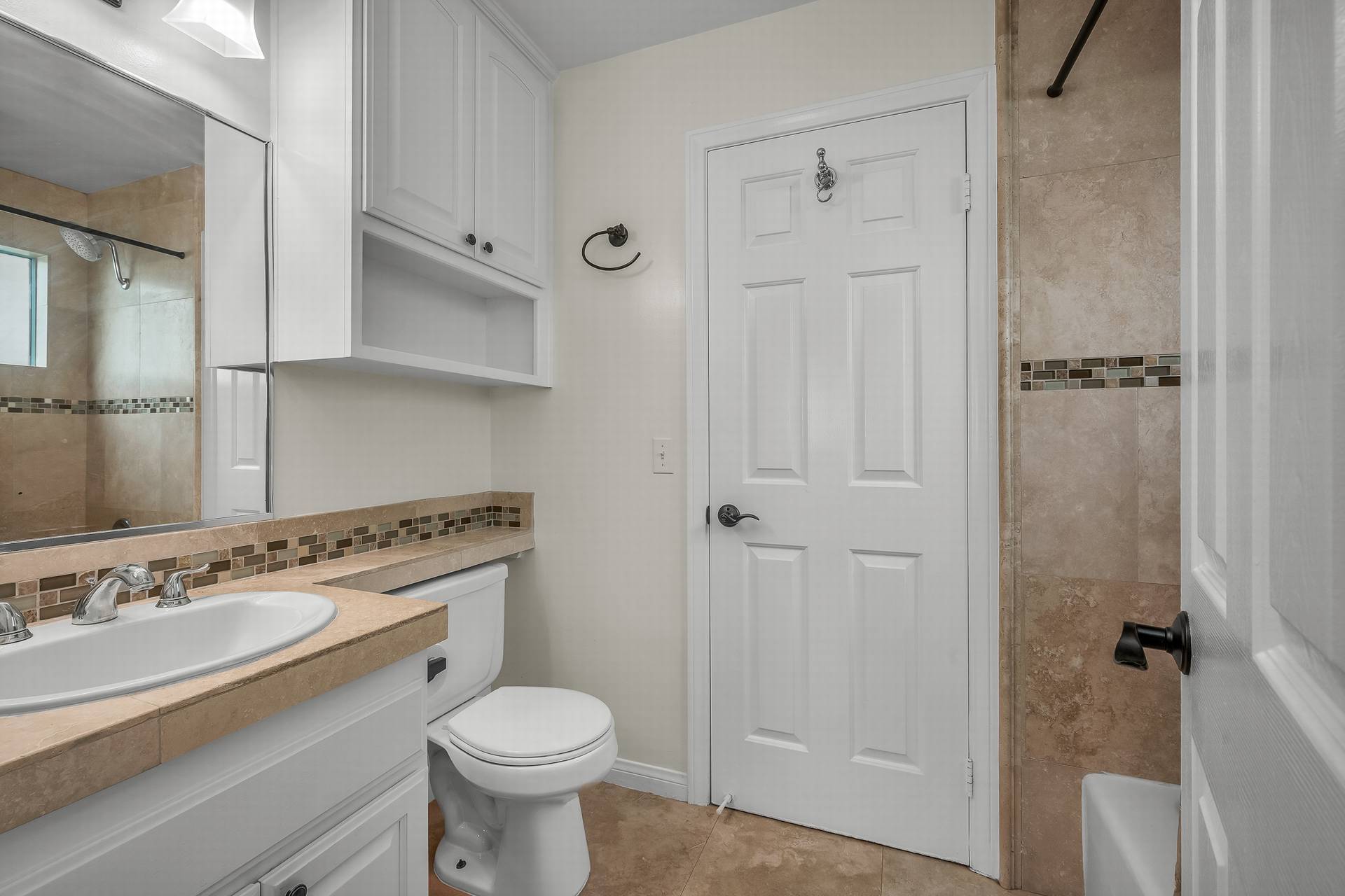 Building Photo - 4113 Highland Ave