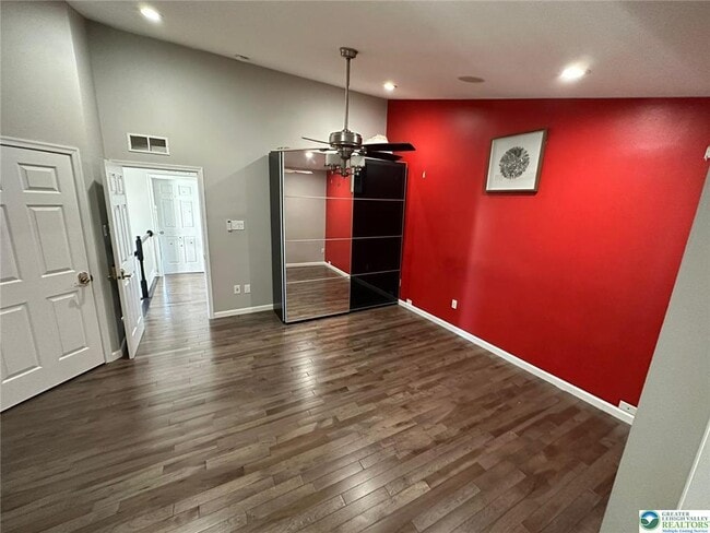 Building Photo - 112 Knollwood Dr