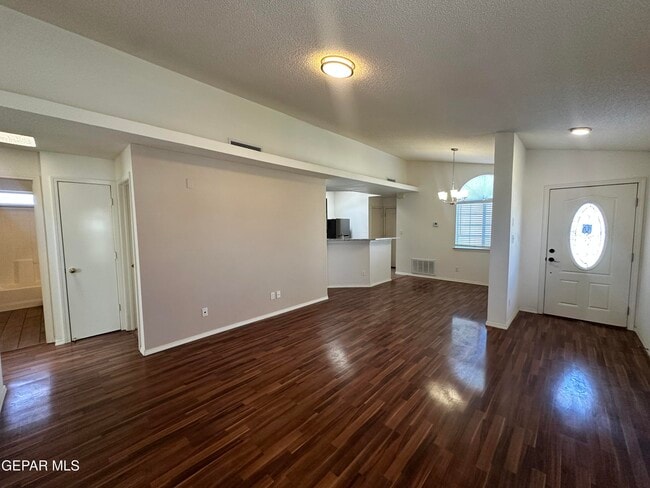 Building Photo - 12372 Tierra Canada Dr