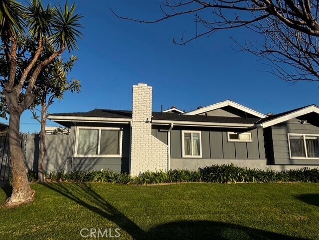 Building Photo - 17132 Emerald Ln