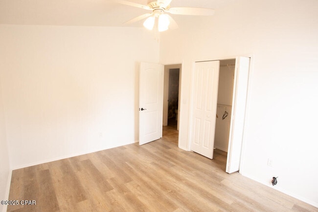 Building Photo - 6319 Elm St