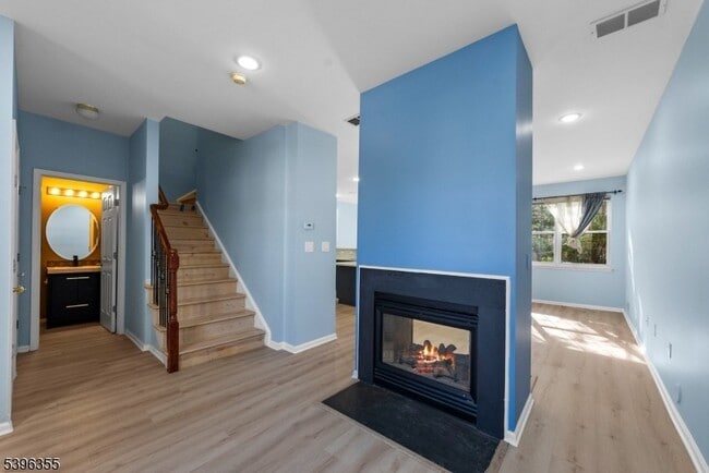 Building Photo - 72 River Birch Cir