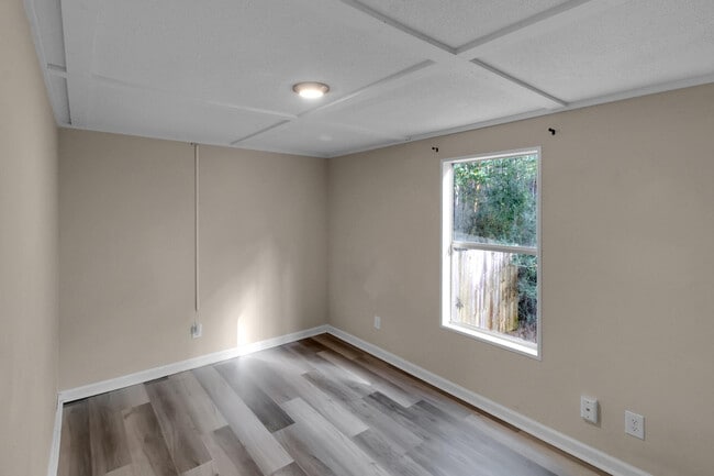 Building Photo - 1964 Adams St