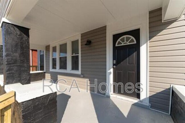 Primary Photo - 648 W 30th St