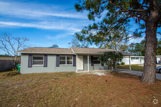 Building Photo - 228 E Wilbur Ave