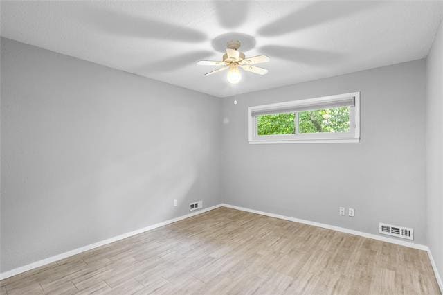 Building Photo - 2733 Sandage Ave
