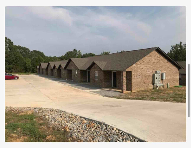 Building Photo - 1 Sweet Gum Trail