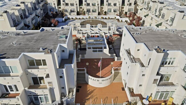 Building Photo - 7701 Atlantic Ave