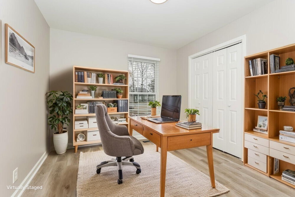 Building Photo - 208 Legend Ct