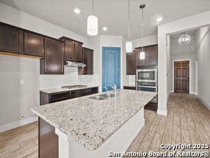 Building Photo - 1731 Doubleday Ln