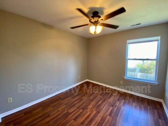 Building Photo - 16736 Aulton Dr