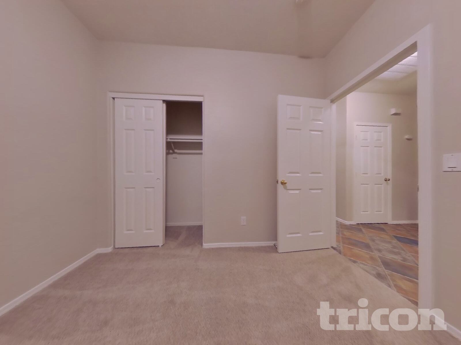 Building Photo - 12513 W Washington St