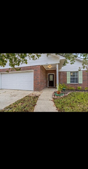 Building Photo - 104 Canal St