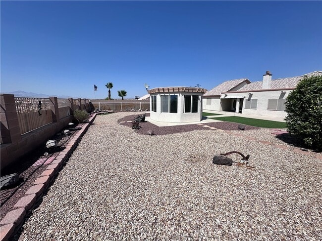 Building Photo - 5087 Emerald River Dr