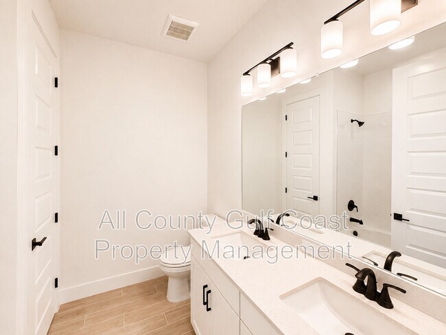 Building Photo - 168 Shady Edge Lp