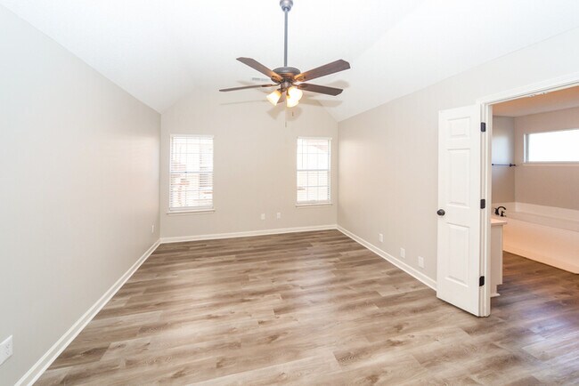 Building Photo - 1003 Coolidge Cove
