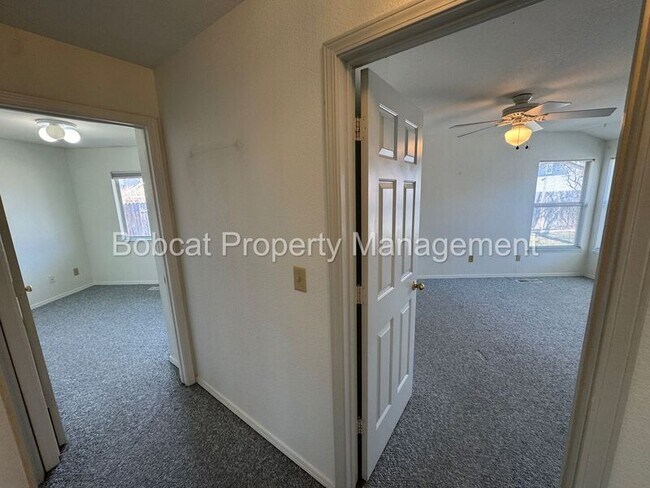 Building Photo - 4098 Quinn Dr