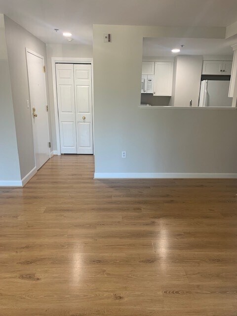 Building Photo - 90 South St