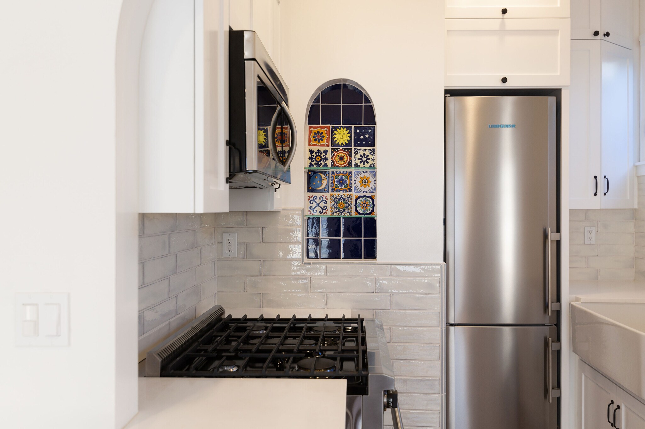 Building Photo - 915 Manhattan Ave