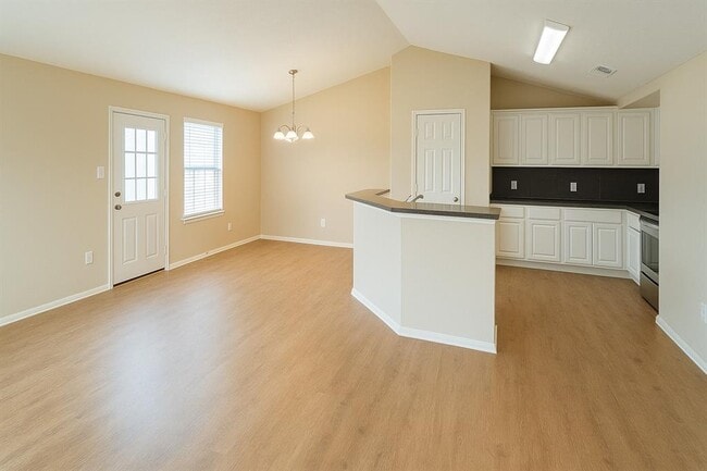 Building Photo - 28714 Blanco River Ct