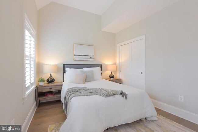 Building Photo - 3921 Fulton St NW