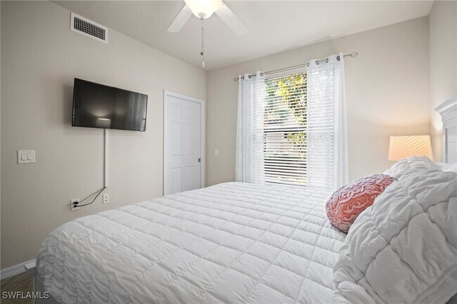 Building Photo - 28011 Bridgetown Ct