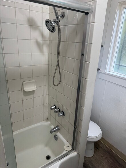 Building Photo - 4056 Santa Rita St