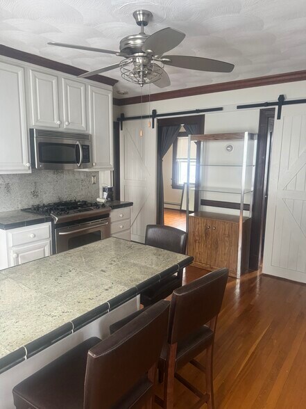 Kitchen - 64 Vinton St