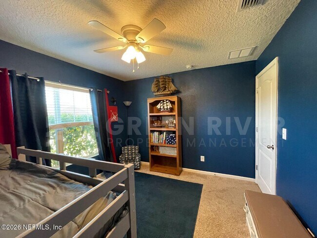 Building Photo - 15366 Bareback Dr