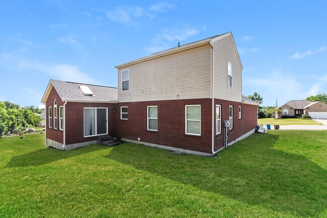 Building Photo - 281 Timber Hill Dr