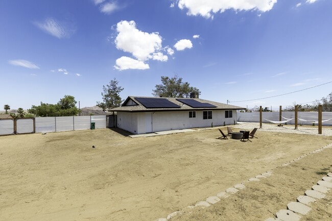 Building Photo - 60237 Natoma Trail