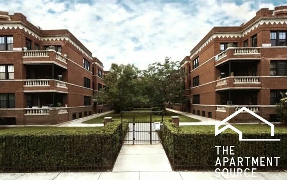 Building Photo - 2518 N Kedzie Blvd